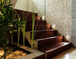 Zasilacz ZOL 15-12 to impulsowy zasilacz transformatorowy o napięciu wyjściowym 12 V DC i mocy znamionowej 15 W