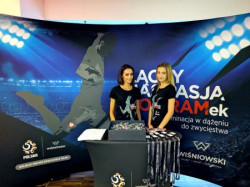 Tak jak w latach poprzednich piłkarzom oraz całemu sztabowi Reprezentacji Polski kibicować będzie firma WIŚNIOWSKI - Oficjalny Partner Reprezentacji Polski