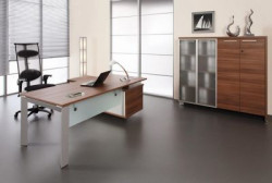 Za zastosowaniem żaluzji poziomych aluminiowych przemawiają również właściwości materiału, z którego zostały wykonane