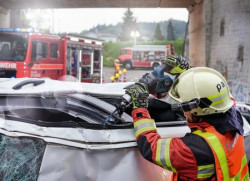 Bosch rozszerza asortyment brzeszczotów do pił szablastych o trzy nowe produkty wykonane w technologii węglików spiekanych