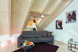 Aranżując poddasze, wydzielamy strefy wypoczynku, kuchnię i łazienkę