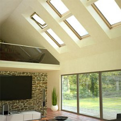 VSC1 E3 wyprodukowane przez firmę OKPOL pozwalają na sterowanie otwieraniem i zamykaniem okien za pomocą pilota