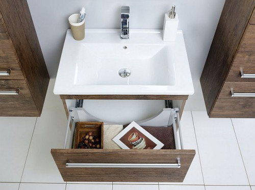 Spektra Ceramic to nowe szafki komponujące się z pozostałymi elementami kolekcji Spektra