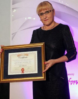 Dyplom wręczany podczas uroczystej Gali w imieniu firmy odebrała Małgorzata Wojtasik Dyrektor Handlowy Aluprof