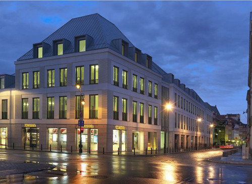 Biurowiec Plac Zamkowy – Business with Heritage łączy tradycję z nowoczesnością