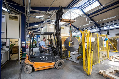 Wymiana roli z blachą stalową