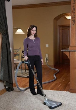 Hide-A-Hose to możliwość przechowywania 15 metrów węża ssącego w ścianie