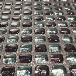 Glamour w aranżacji wnętrz to styl bardzo kobiecy