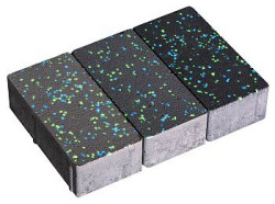 Spektakularny efekt to zasługa kruszywa z dodatkiem luminoforów, którego użyto do produkcji produktu