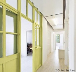 Radosne kolory w ciepłej tonacji sprawią, że nawet w środku zimy poczujesz się jak na słonecznej plaży