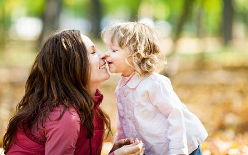 Wykorzystując pompy ciepła w systemach grzewczych, rezygnujemy z paliw kopalnych i otrzymujemy maksymalny komfort przy zmniejszonych kosztach eksploatacji