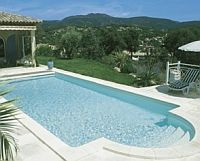 Pompa ciepła używana do ogrzewania domu może podgrzewać także wodę w Twoim domowym basenie