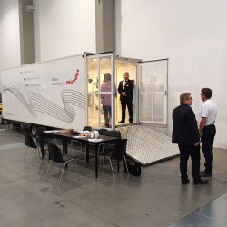 Ponad 100 lokalizacji w całym kraju w 6 miesięcy odwiedziła w 2016 roku przyczepa ekspozycyjna firmy Zehnder