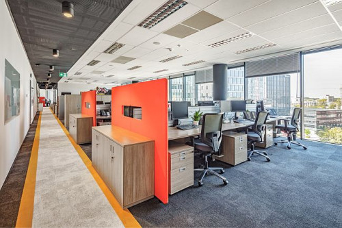 Firma rośnie i czas przebudować siedzibę