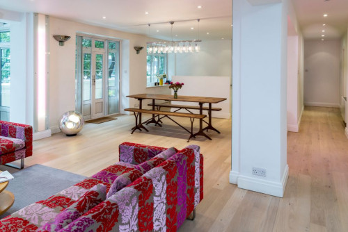 Wszystkie lakiery Bona, lakiery podkładowe są łatwe w użytku, redukują boczne sklejanie klepek i poprawiają przyczepność lakieru nawierzchniowego