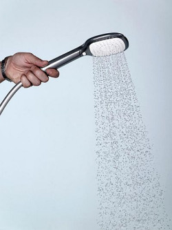 Armatura łazienkowa to nie tylko przedmioty użytkowe, ale również nadające styl i klimat łazience