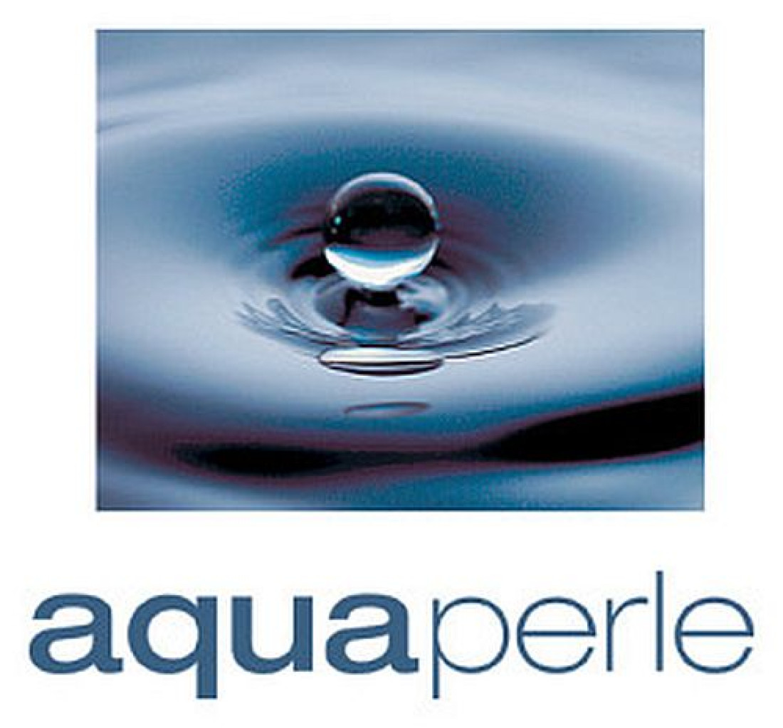 SanSwiss poleca powłokę Aquaperle - Skuteczna ochrona przed zaciekami wodnymi i kamieniem
