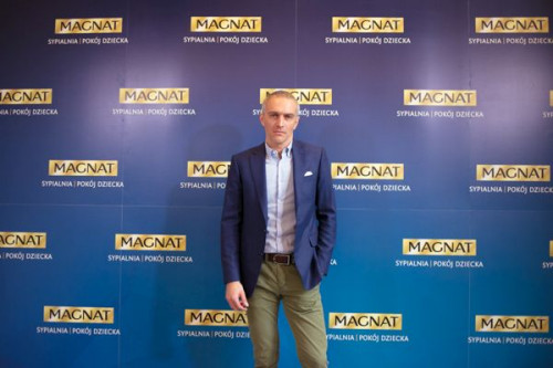 Konferencję prasową z udziałem ponad 80 dziennikarzy prowadził Paweł Orleański, znany z programu popularno-naukowego "Galileo"