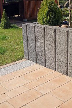 Dzięki Palisadzie Zen z łatwością stworzymy również trwałe i efektowne kwietniki