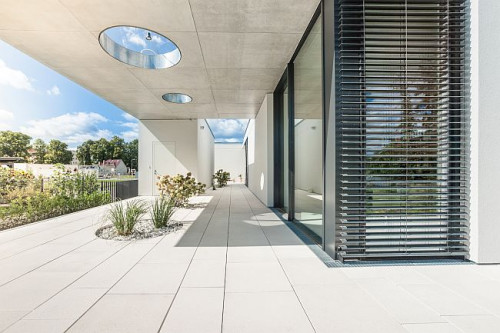 Szeroka paleta dostępnych barw doskonale wpasuje się w najnowsze architektoniczne trendy