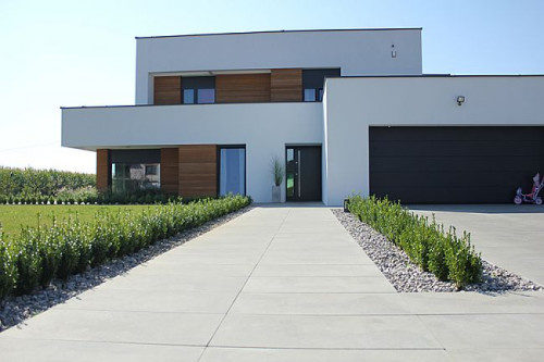 Trend ku prostocie i jak największej funkcjonalności przybiera na sile w polskim budownictwie jednorodzinnym