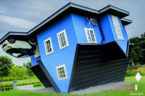 Dom do góry nogami w Ochabach Wielkich to kolejny obiekt, który wpisujemy na listę referencyjną Farby KABE