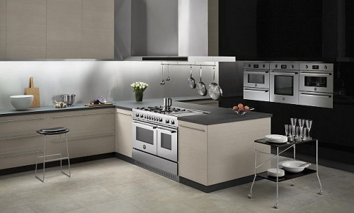 W kuchni wykonujemy mnóstwo czynności – od krojenia poprzez smażenie, aż po zmywanie po obiedzie