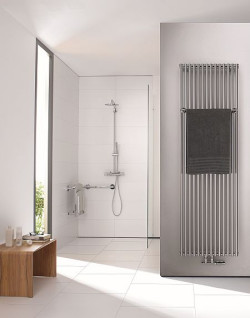 Grzejnik elementowy Zehnder Kleo posiada rury grzewcze o średnicy 20 mm, okrągłe kolektory poziome i pionowe