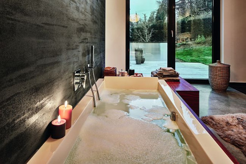 Ciepła woda nawet trzy razy taniej z pompą ciepła Buderus Logatherm WPT