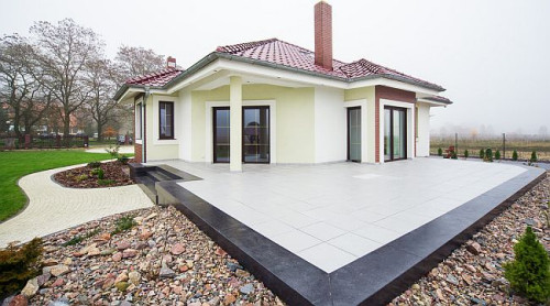 Tarasy oraz balkony to miejsca szczególnie narażone na działanie niekorzystnych czynników atmosferycznych