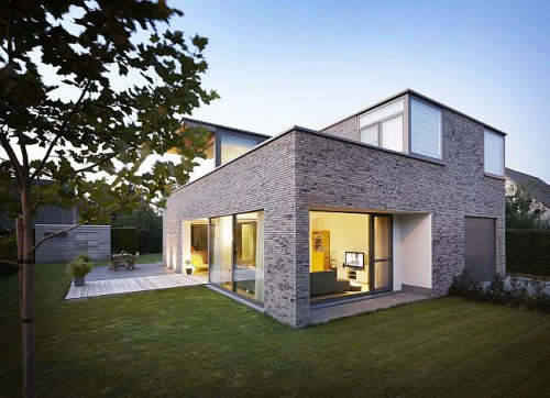 Słowo "dom" ma w Polsce silnie pozytywne konotacje