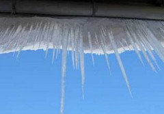 ICYPOL: Niebezpieczne sople lodu