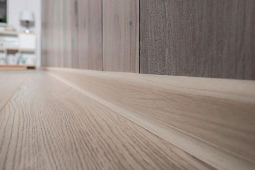 IZZY MAX umożliwia szybkie, proste i łatwe aranżacyjne metamorfozy