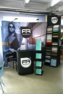 Na uczestników czekały ekspozycje i prezentacje przygotowane przez producentów i dystrybutorów znanych marek branży meblowej