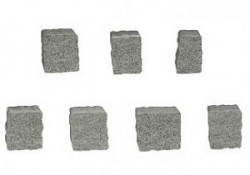 Beganit naśladuje swoim kształtem oraz fakturą naturalną kostkę granitową