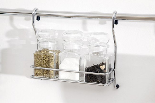 Łatwa dostępność słoiczków z przyprawami jest kwestią kluczową