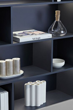 Proste ponadczasowe formy, spokojne i stonowane kolory, nieoczywisty styl i rozwiązania, których dotąd nie było