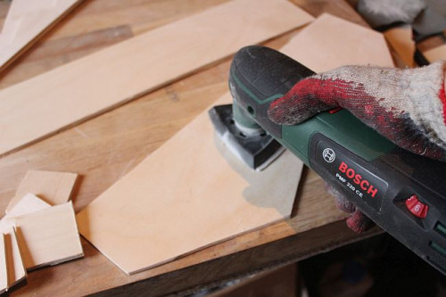 Zmieniamy brzeszczot tnący narzędzia wielofunkcyjnego Bosch PMF 220 CE na tarczę szlifierską