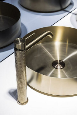 Baterie GESSI 316 dostępne są w 4 opcjach kolorystycznych