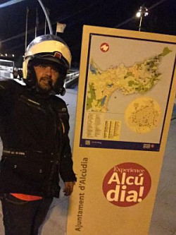 Patryk Olejniczak – dzielny Tata Patrycji – dziewczynki z Zespołem Downa, a także przyjaciel i były pracownik FAKRO,  23 września br. wyruszył w niesamowitą podróż motocyklem