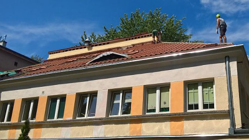 Fundacja Habitat for Humanity Poland jest organizacją dobroczynną, która walczy z problemem bezdomności i ubóstwa mieszkaniowego