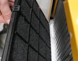 Filtr powietrza umożliwia pracę nawet w mocno zakurzonych pomieszczeniach