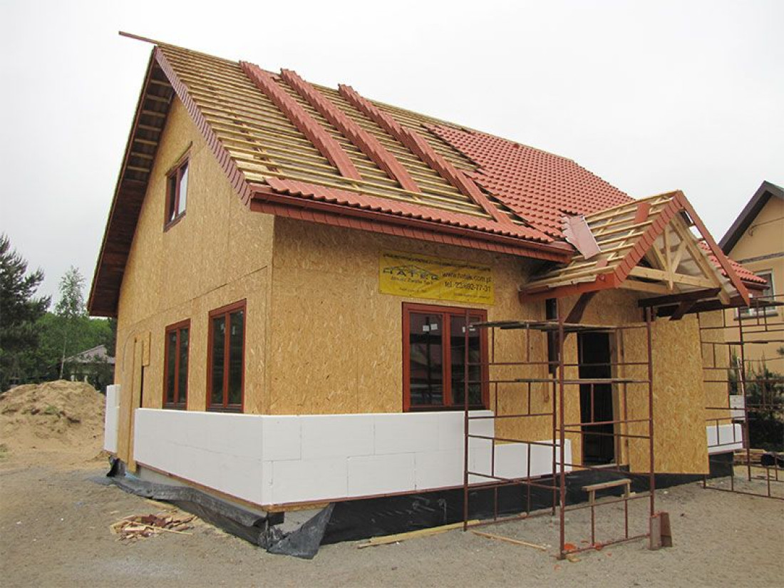 Hatek oferuje domy od projektu do stanu deweloperskiego