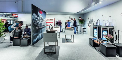 Podczas tegorocznej edycji targów, po raz pierwszy dla publiczności zaprezentowane zostały spójne wzorniczo zestawy marki KWC