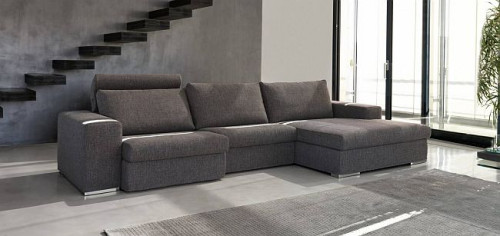 Trudno wyobrazić sobie strefę wypoczynkową bez miękkiej i wygodnej sofy