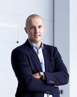 Marcin Strzelec - Szef Rozwoju Produktów: Bramy, Stolarka, Automatyka, technologie Inteligentne WIŚNIOWSKI