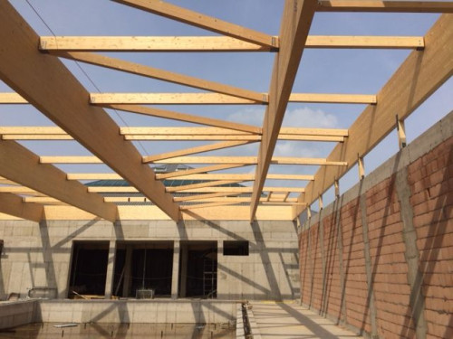 Kompleksowa obsługa w zakresie projektowania, dostawy i montażu konstrukcji dachu na obiekcie Aquapark w Łodzi, przy Al. Unii Lubelskiej