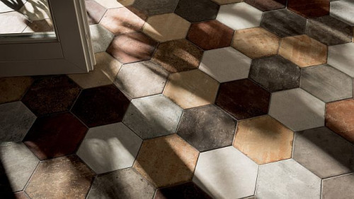 Efekt cegły na ścianie to jeden z najsilniejszych trendów aranżacyjnych