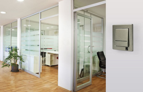 Osprzęt elektryczny to jeden z elementów wnętrz, z którego przez cały dzień korzysta wiele osób