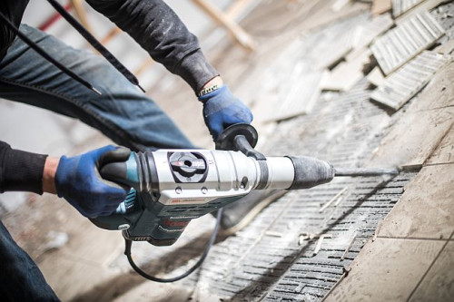 Lokal długo nie był modernizowany, więc prace rozpoczęły się od usunięcia wszystkich elementów poprzedniego wystroju